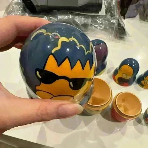 The SIMPSONS nesting Russian dolls bought in Russia years ago - selling as is - Picture 4 of 7